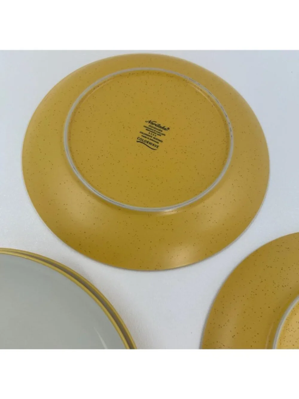 Noritake Colorwave Plate Stoneware Ceramic Set of 4 Round Microwave Safe Mustard